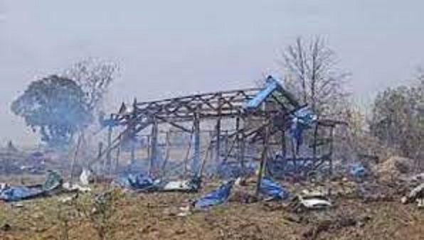 বিমান হামলায় মিয়ানমারের একটি গ্রামে শিশুসহ অন্তত ১৫ জন নিহত